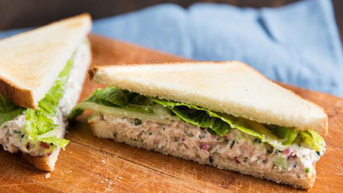 Resep Sandwich Tuna Praktis Untuk Bekal - Lifestyle Fimela.com